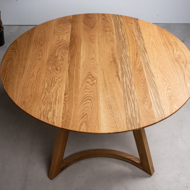 Oak Dining Table Round, Round White Oak Table with Natural Finish, 54 Inch Round Oak Table for Kitchen or Dining Room, Kitchen Table for 6