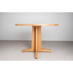 Round Pedestal Dining Table, Round Oak Table, Round Modern Table for Kitchen or Dining Room on Pedestal Base